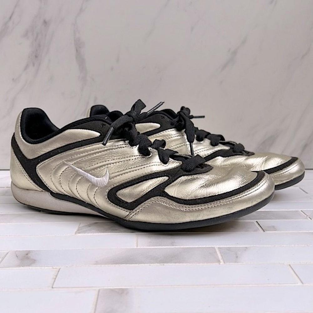 Nike Talaria Antique Gold Metallic Black Trim Size 7